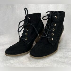 Aeropostale black suede tie up boots.